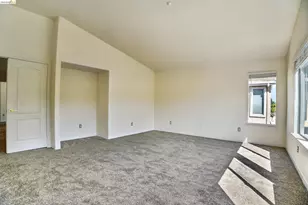 34469 Valley Oaks Loop, Union City, CA 94587 - Photo 14