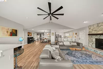 2293 Reef Ct, Discovery Bay, CA 94505 - Photo 12