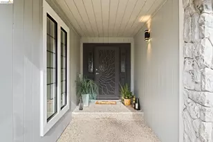 2293 Reef Ct, Discovery Bay, CA 94505 - Photo 2