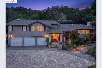 2090 Pebble Dr, Alamo, CA 94507 - Photo 2