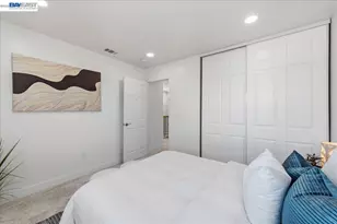 2203 Glenmount Dr, Pittsburg, CA 94565 - Photo 30