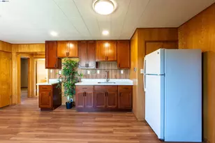 404 Bradrick Dr, San Leandro, CA 94578 - Photo 18