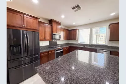 5731 El Dorado Ln, Dublin, CA 94568 - Photo 14