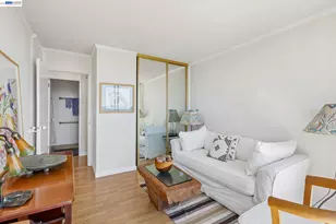 66 Cleary Ct, San Francisco, CA 94109 - Photo 18