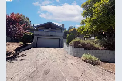 612 Tahos Rd, Orinda, CA 94563 - Photo 1