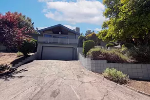 612 Tahos Rd, Orinda, CA 94563 - Photo 1
