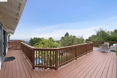 201 Crestmont, Oakland, CA 94619 - Photo 34