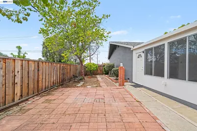 998 Wagoner Dr, Livermore, CA 94550 - Photo 22