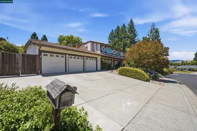204 Lasso Cir, San Ramon, CA 94583 - Photo 2
