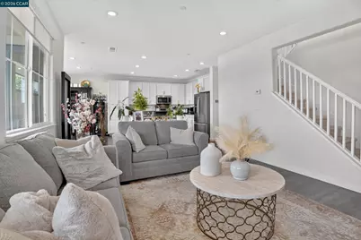 2780 Lily Ct, Antioch, CA 94531 - Photo 12