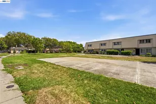 27803 Hummingbird Ct, Hayward, CA 94545 - Photo 42