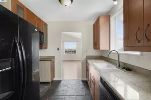 16805 President Dr, Castro Valley, CA 94578 - Photo 32