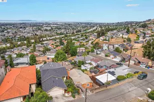 16805 President Dr, Castro Valley, CA 94578 - Photo 62