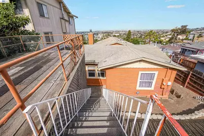 16805 President Dr, Castro Valley, CA 94578 - Photo 10
