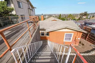 16805 President Dr, Castro Valley, CA 94578 - Photo 10