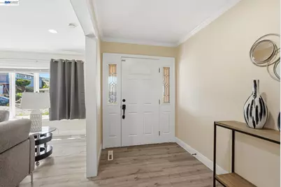1204 Vistagrand Dr, San Leandro, CA 94577 - Photo 12