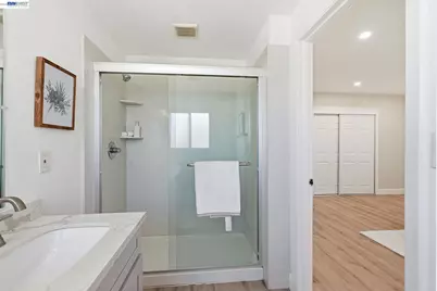 1204 Vistagrand Dr, San Leandro, CA 94577 - Photo 48