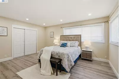 1204 Vistagrand Dr, San Leandro, CA 94577 - Photo 38