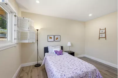 1204 Vistagrand Dr, San Leandro, CA 94577 - Photo 30