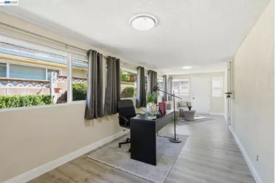 1204 Vistagrand Dr, San Leandro, CA 94577 - Photo 26