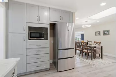 1204 Vistagrand Dr, San Leandro, CA 94577 - Photo 22