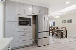 1204 Vistagrand Dr, San Leandro, CA 94577 - Photo 22