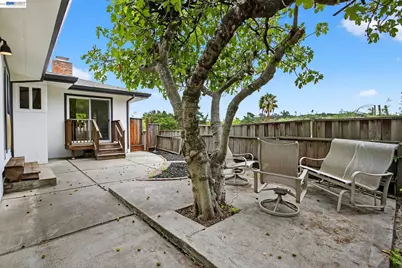 350 Elysian Fields Dr, Oakland, CA 94605 - Photo 52