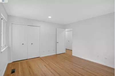 350 Elysian Fields Dr, Oakland, CA 94605 - Photo 38