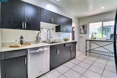 1792 Sharon Dr, Concord, CA 94519 - Photo 18