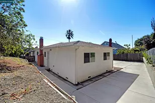 972 Tara Hills Dr, Pinole, CA 94564 - Photo 28