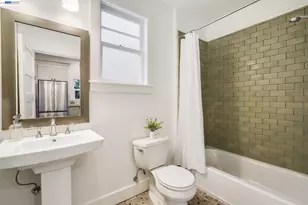 815 45th St, Oakland, CA 94608 - Photo 30