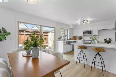 14715 Doolittle Dr, San Leandro, CA 94577 - Photo 10