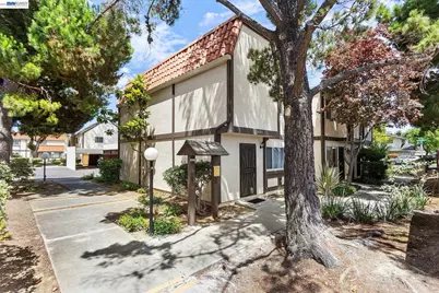 14715 Doolittle Dr, San Leandro, CA 94577 - Photo 36