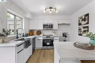 14715 Doolittle Dr, San Leandro, CA 94577 - Photo 12