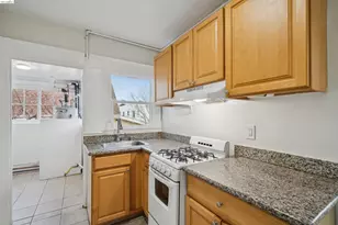 2923 Wheeler St, Berkeley, CA 94705 - Photo 18