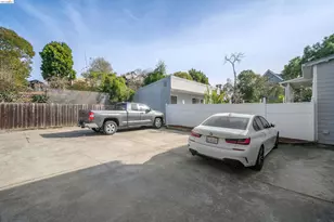 2923 Wheeler St, Berkeley, CA 94705 - Photo 34