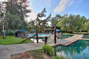 2400 Larkspur Ln, Sacramento, CA 95825 - Photo 26