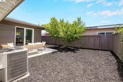 2610 Hawthorne Ave, Hayward, CA 94545 - Photo 40