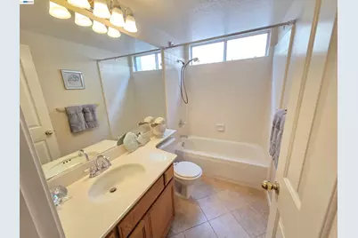 2850 Montair Way, Union City, CA 94587 - Photo 16