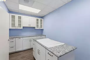 869 Woodside Way, San Mateo, CA 94401 - Photo 22