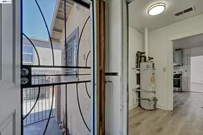 7000 Weld, Oakland, CA 94621 - Photo 24