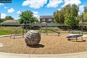 1617 Greenridge Dr, Pittsburg, CA 94565 - Photo 64