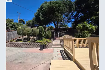 2873 Oxford Avenue, Richmond, CA 94806 - Photo 40