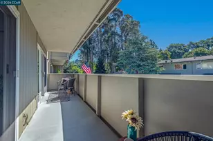 73 Brookwood Rd, Orinda, CA 94563 - Photo 14