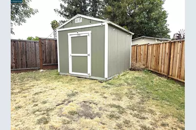 2068 Revere Dr, Concord, CA 94520 - Photo 18