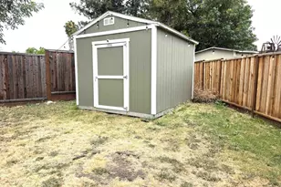 2068 Revere Dr, Concord, CA 94520 - Photo 18