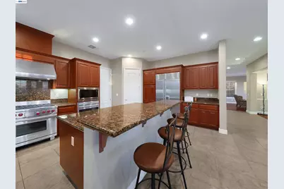 131 Arundel Dr, Hayward, CA 94542 - Photo 10