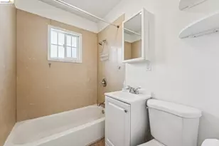 33 Bissell, Richmond, CA 94801 - Photo 16