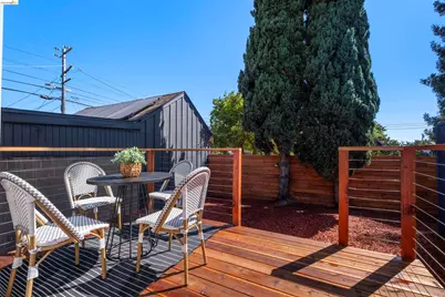 5573 Harvey Ave, Oakland, CA 94621 - Photo 20