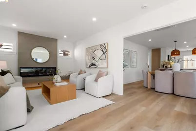 5573 Harvey Ave, Oakland, CA 94621 - Photo 6